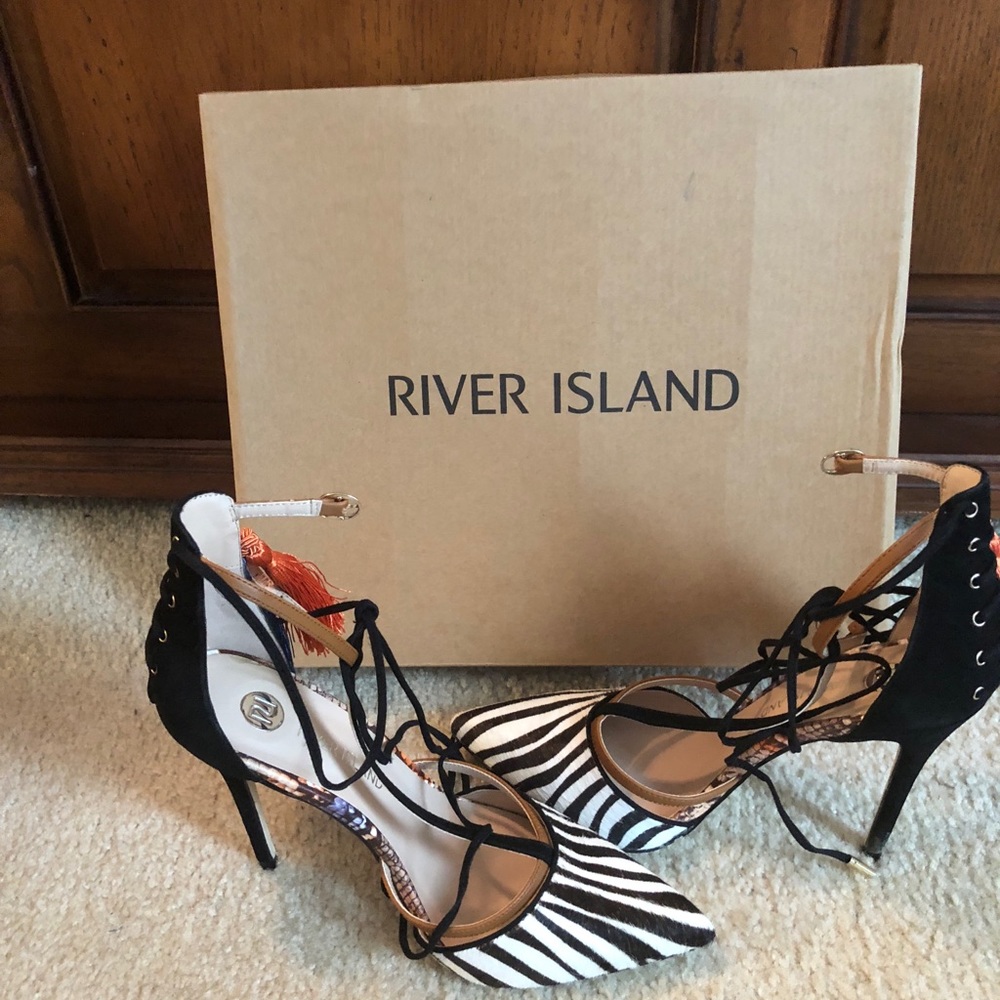 Zebra print heel